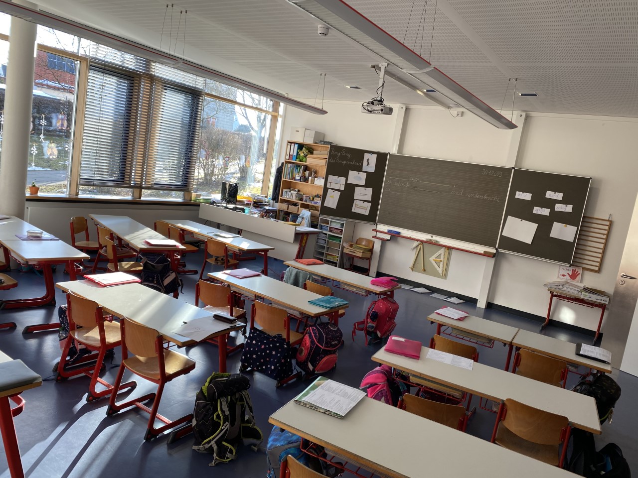 Klassenzimmer.jpg